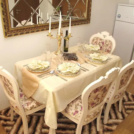 Lägenhet Sweet Homes 5 Slăntjev Brjag